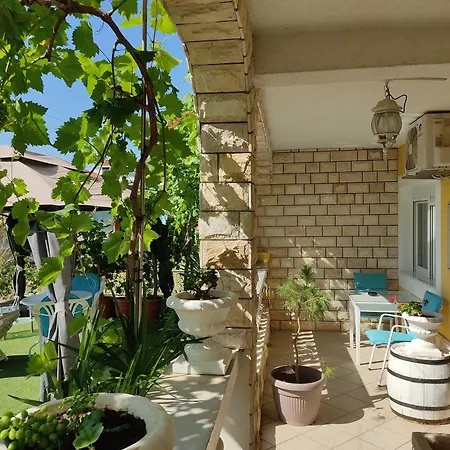 Apartments Milka Vodice Exterior photo