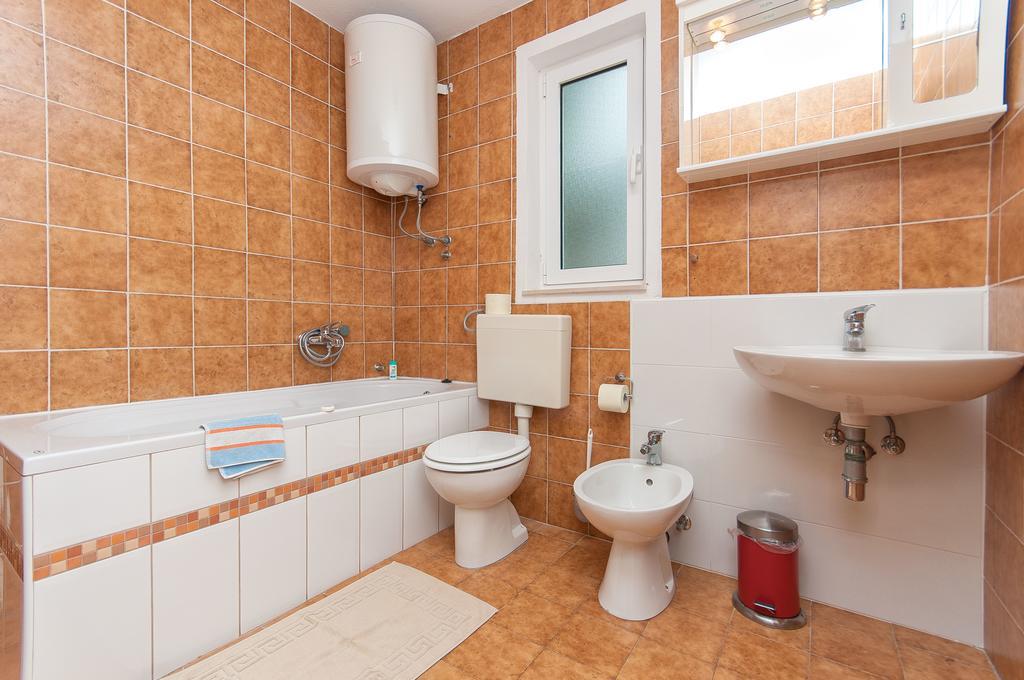 Apartment Milka *